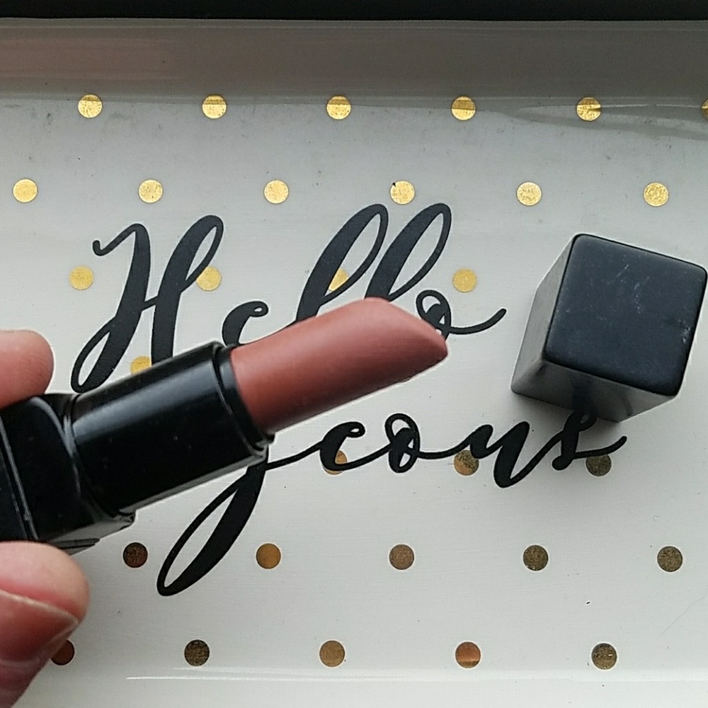 Smashbox matte lipstick in safe word